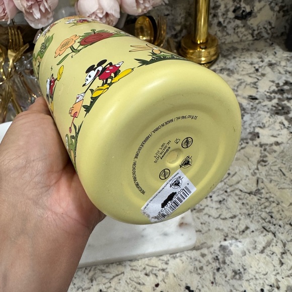 NEW Disney Garden
Water - Picture 12 of 12